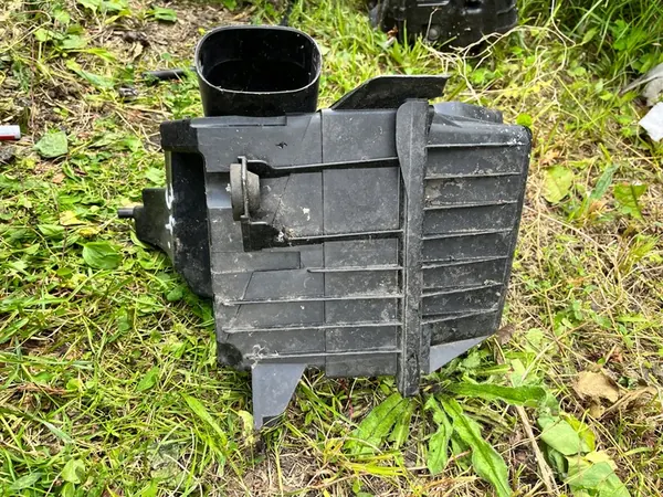 Ilmansuodattimen Kotelo 34 SKODA VW 5Z0129620A image 4