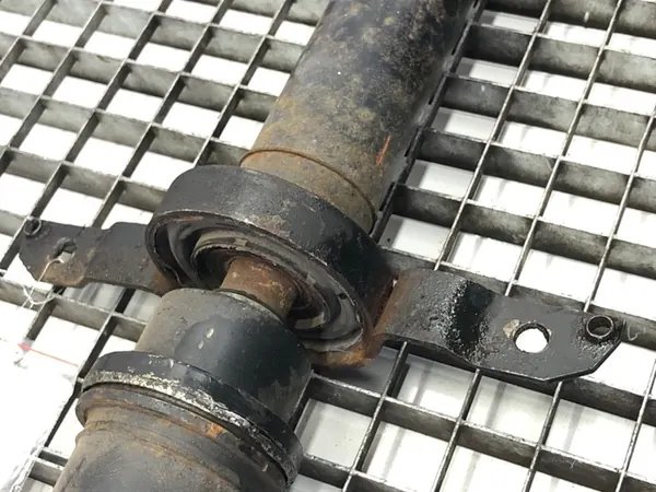 Bakre Drivaxel Audi Q5 8R SUV 08-17 2.0 170HK 8R0521101B image 3