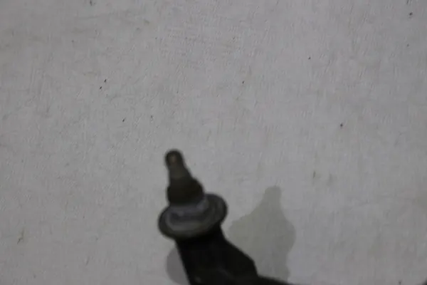 Etupyyhkijän mekanismi Volkswagen T4 2.4D OEM image 7