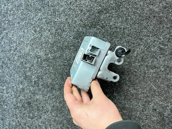 Module direction assistée Hyundai i30 II A656399700 image 3