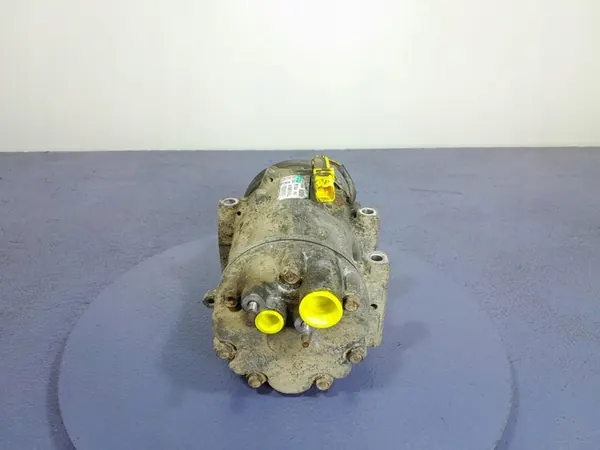 Compresseur A/C Peugeot Expert 2.0 OE 9686061980 image 3