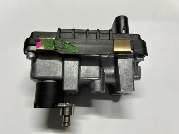 Actuador Turbo OEM G-21 - Pieza Garrett Usada image 3