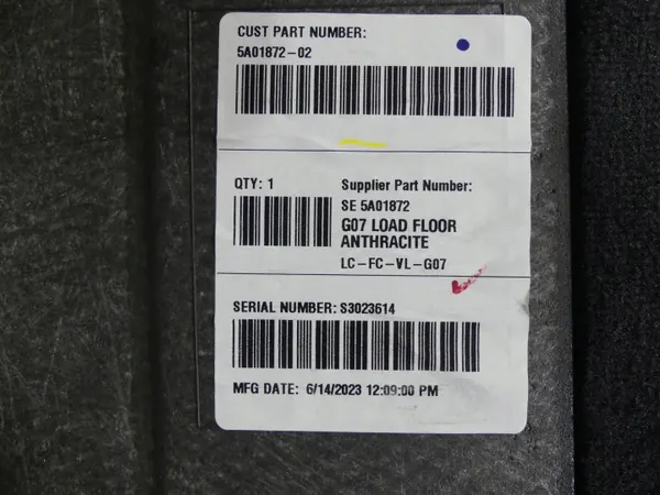 Plancher de coffre noir BMW X7 G07 OEM 5A01872 image 10