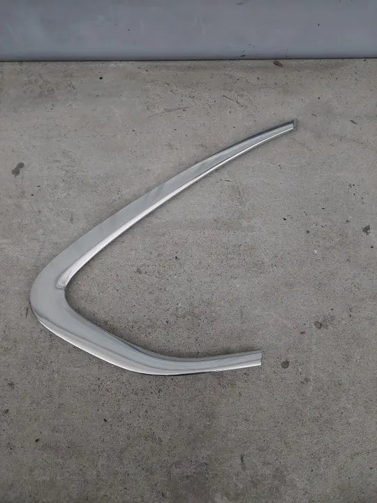 BMW 2 F46 F45 Krom Fönsterlist Bak Höger image 2