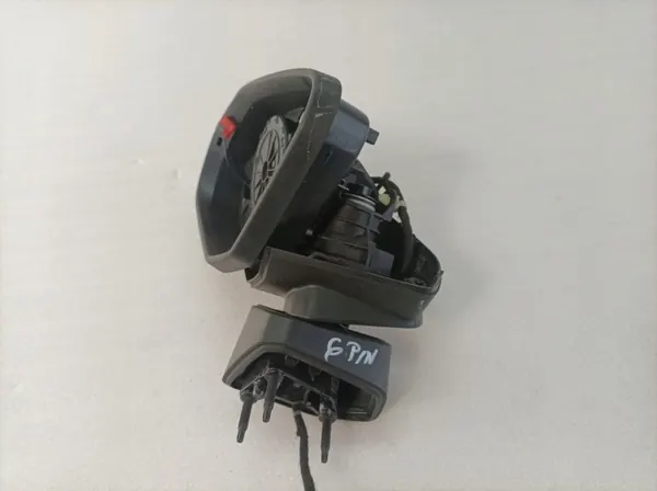 Mecanismo de espelho Audi OEM 81A959577A - Usado image 3
