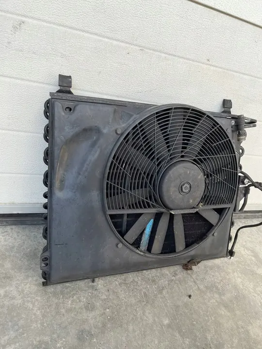 Ilmastointifani Mercedes W124 E220 E200 0005007193 image 3