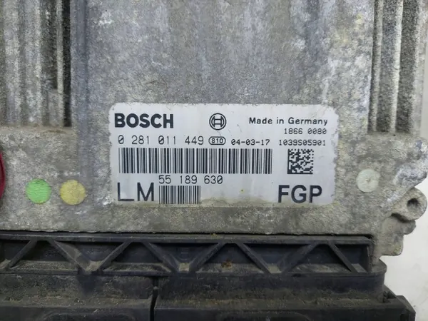 Unidade Controlo Motor OEM 0281011449 para Opel Vectra C 1.9 CDTI image 3