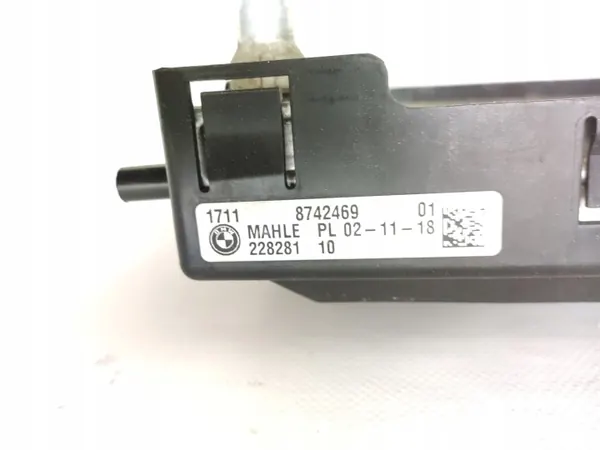BMW 540i G30 G31 G11 G12 DODATKOWA CHŁODNICA WODY 8742469 ORYGINAŁ image 3