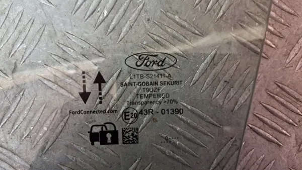 Vidro dianteiro esquerdo Ford Puma 2020 OEM L1TB-S21411-A image 4