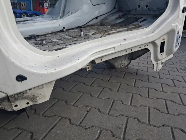 OEM PRÓG PRAWY VOLVO FH 4 Bas de Côté Droit image 3