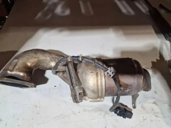 OEM 1K0131701EE Catalyseur VW d'occasion image 3