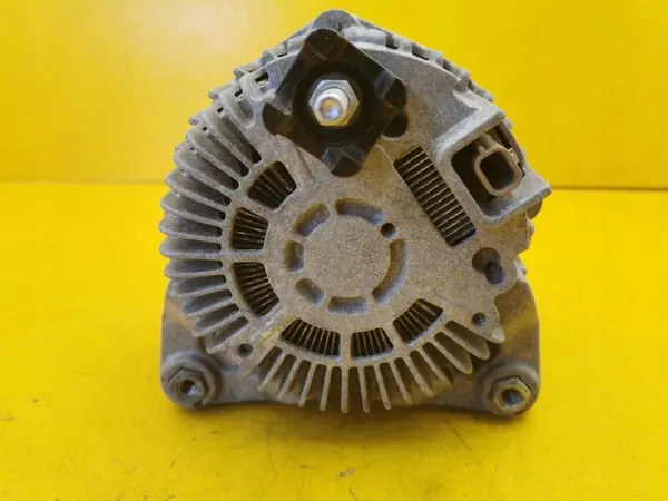 Vaihtovirtageneraattori Mercedes-Benz A0009064022 image 2