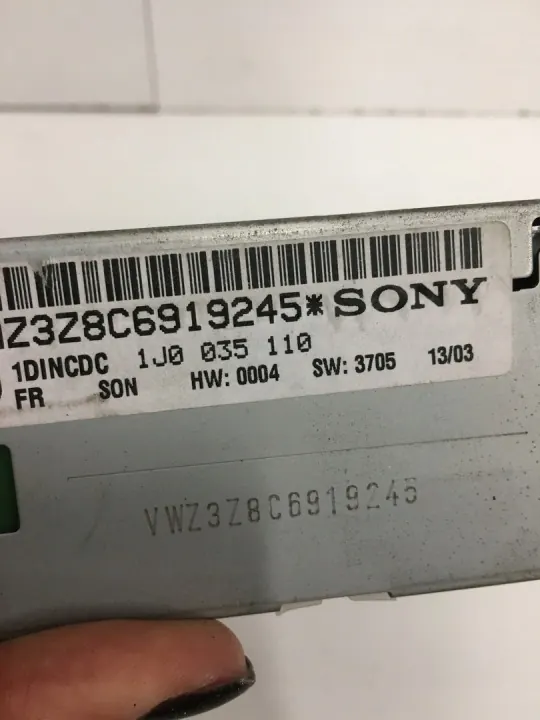 Volkswagen Golf V CD/DVD-Wechsler OEM 1J0035110 image 4