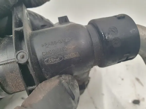 Tuyau d'eau Ford Fiesta MK7 OEM CM5G-8A529-GA image 3