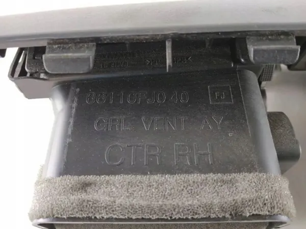 Subaru Forester SJ instrumentpanel ventilationsgall OEM 66110FJ040 image 4