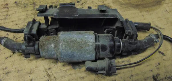 Bomba combustível Webasto usada OEM PA66GF30 Diesel image 2