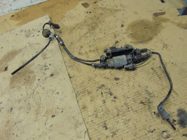 Bomba combustível Webasto usada OEM PA66GF30 Diesel image 3
