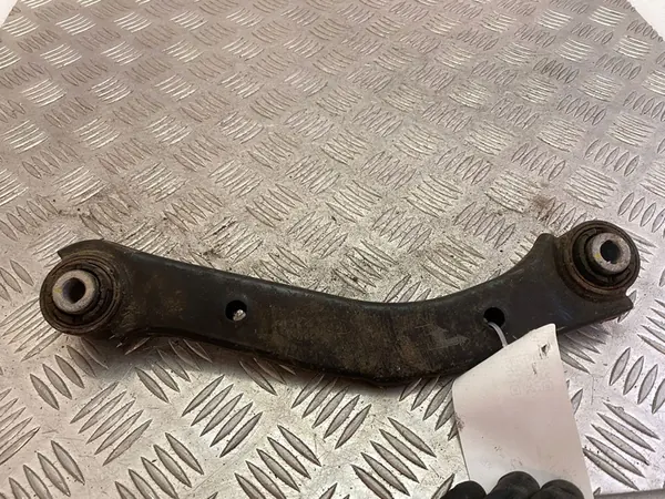 Braccio di Controllo Posteriore Hyundai Santa Fe 2019 image 4