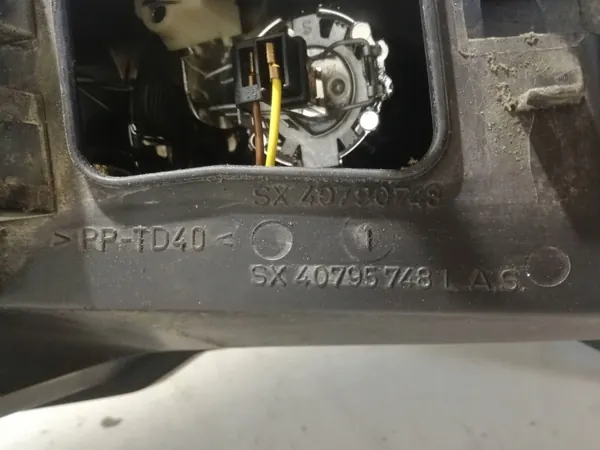 Fiat Stilo Frontscheinwerfer links OEM 40795748 image 6