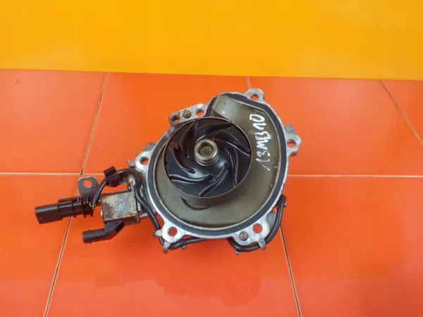 Vesipumppu OEM GX73-8509-AA Range Rover Evoque 2.0D:lle image 2