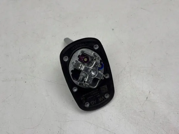 Antena GPS Audi A3 S3 8V OEM 8V0035503 image 4