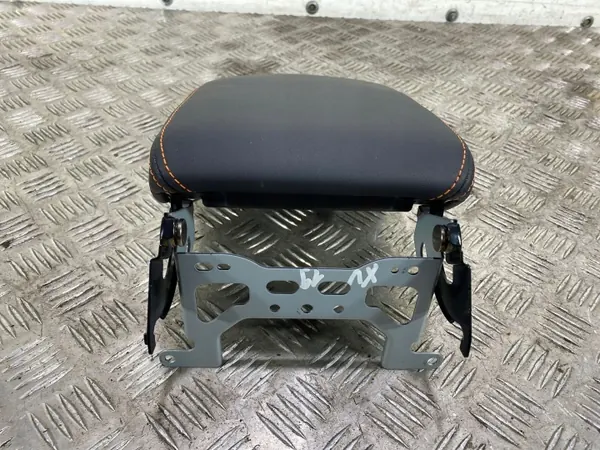 Accoudoir console Subaru XV OEM FBZ17201 - Occasion image 3