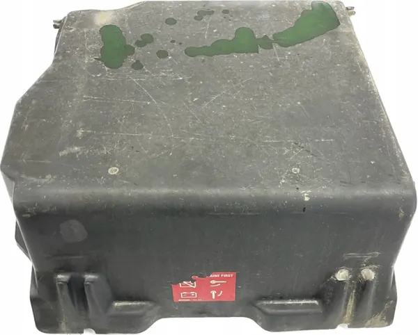 Scania accubakdeksel OEM 1362693 - Gebruikt image 4
