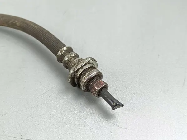 Mitsubishi OE Remleiding OEM FOB46131 - Gebruikt image 3