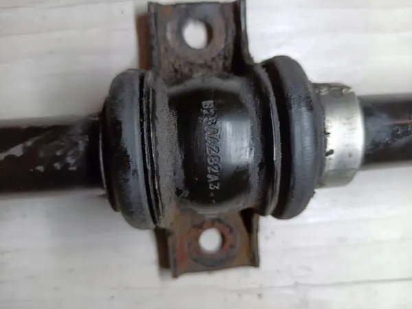 Barre stabilisatrice avant OEM 04721419AE - Chrysler image 4