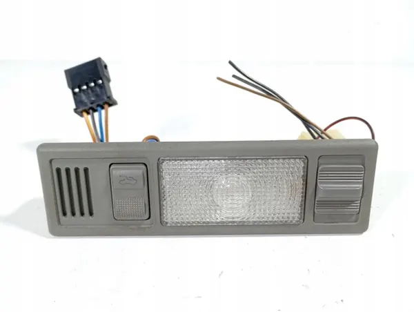 Luz Interior Audi A80 B4 OEM M1S234 DOM 00019391 image 2