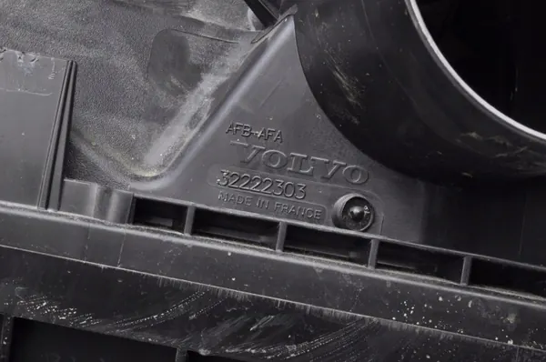 Volvo Luftfiltergehäuse OEM 32222303 Gebraucht image 4