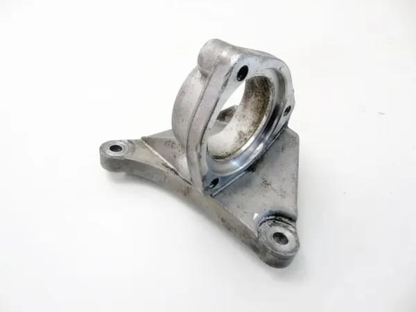 Suporte de eixo de transmissão OEM 13219107 Usado image 6