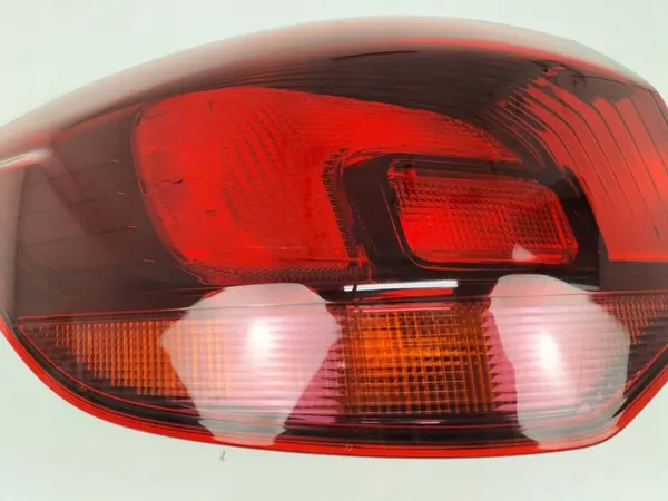 OPEL ASTRA J IV KOMBI VÄNSTER BAKLJUS 09-15 image 8