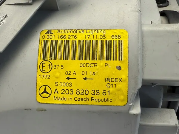 Xenon Koplamp Rechts Mercedes W203 A2038203861 image 4
