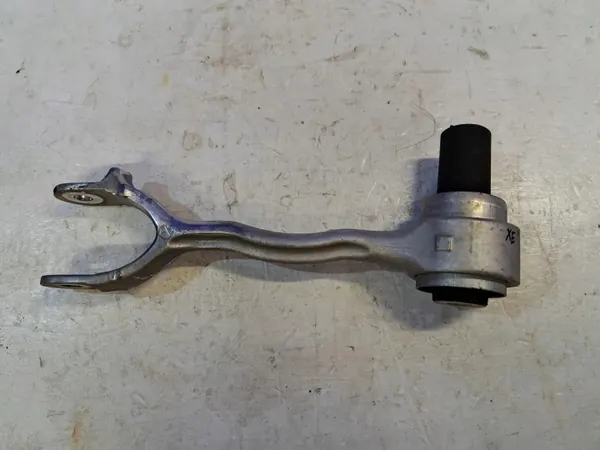 Jaguar XE 2019 Ohjausvarsi OEM GHTUB1834313 image 3