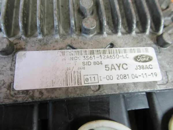 ENSEMBLE INFORMATIQUE FIESTA MK6 1.4 TDCI image 2