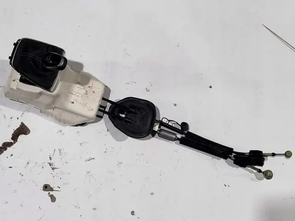 Levier de vitesse Opel OEM 9845949380 - État utilisé image 2
