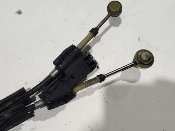 Levier de vitesse Opel OEM 9845949380 - État utilisé image 3
