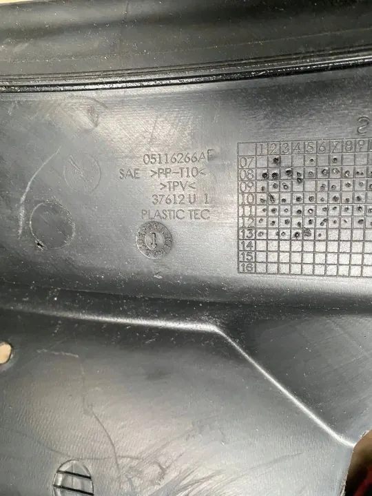 Pare-brise Dodge Journey d'occasion OEM 05116266AF image 9