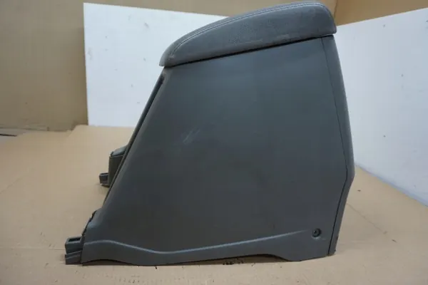 OEM PATROL Y61 PODŁOKIETNIK 7 Middenconsole Armsteun image 4