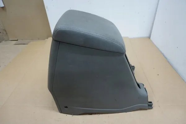 OEM PATROL Y61 PODŁOKIETNIK 7 Middenconsole Armsteun image 9