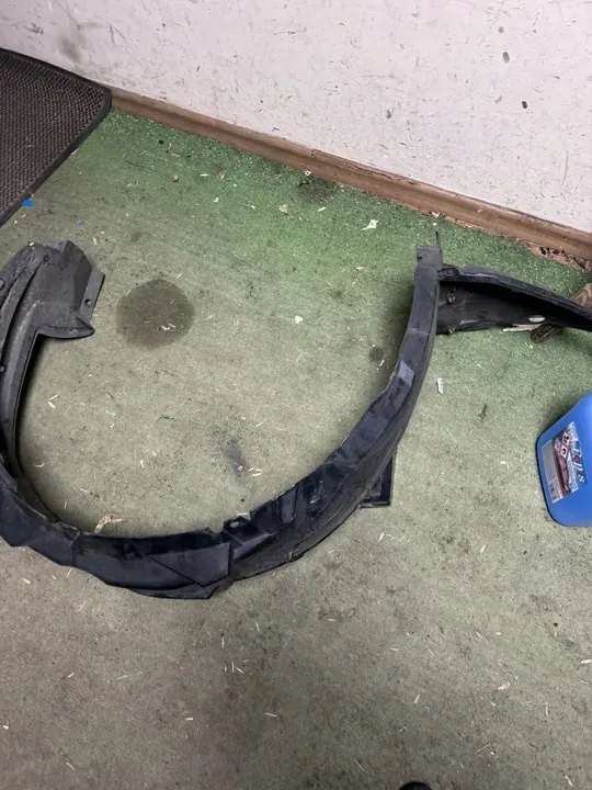 TOYOTA RAV4 V 19-24 - Front Right Wheel Arch OEM image 3