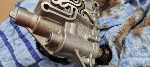 A5 8W Olje Pump 2.0 TFSI 06H115105DH image 10