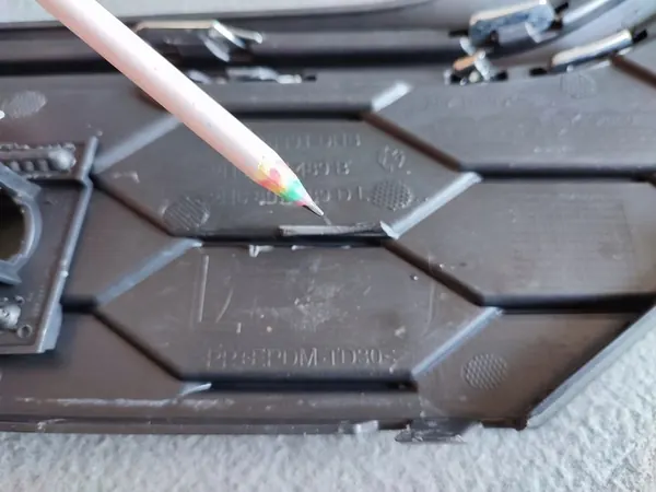 VW AMAROK 2H6 GRIGLIA SINISTRA 2H6807489B image 4