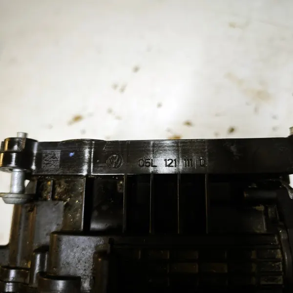 Boîtier thermostat Skoda Superb OEM 05L121111Q image 5