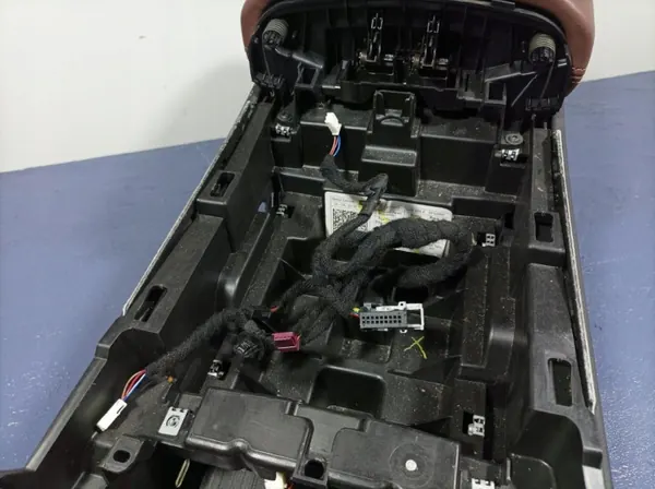 Accoudoir tunnel central BMW X7 G07 OEM Lochow-325634 image 8