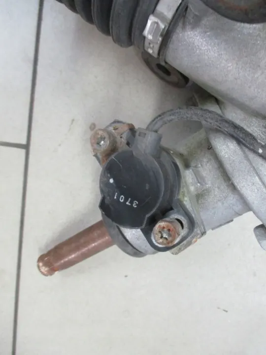 Direction Subaru Legacy 09-14 V OEM 34110AJ154 image 9