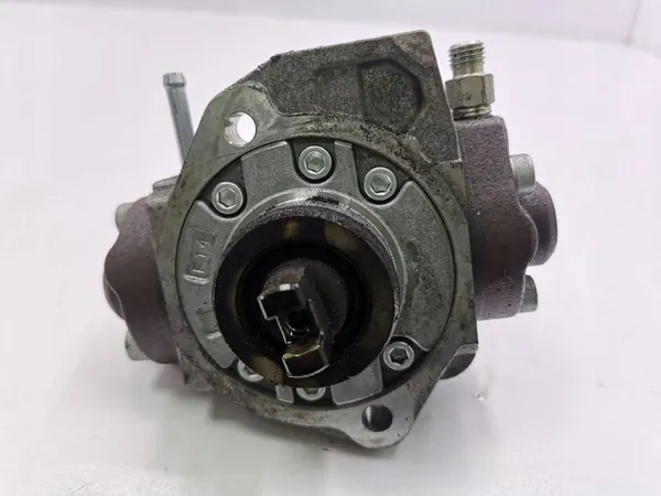Mazda CX-7 2011 High Pressure Fuel Pump R2AA13800 image 8