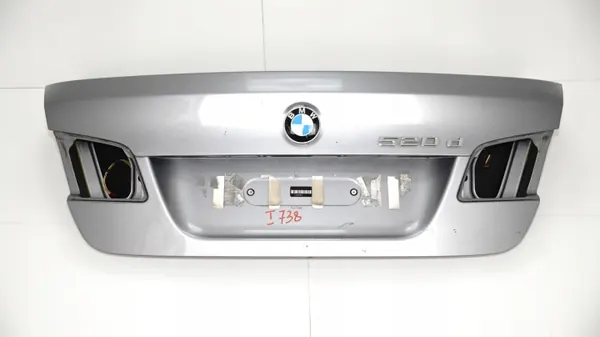 BMW F10 Heckklappe OEM 375484575 - Gebraucht image 3