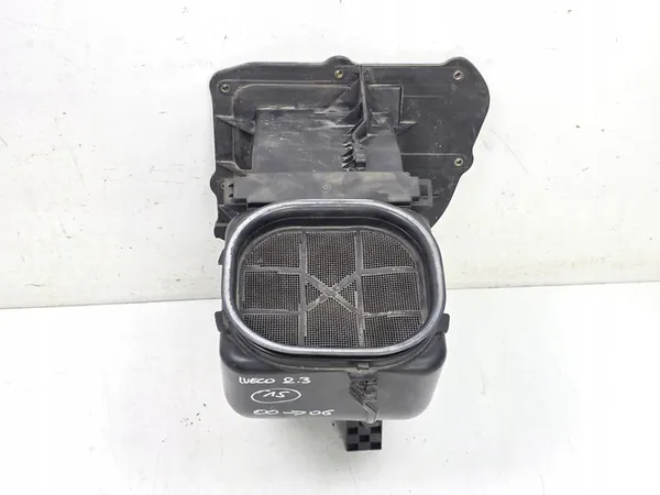 IVECO DAILY 00-06 Boîtier de Filtre à Cabine A504225124 image 4